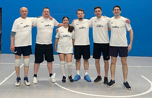 Команда медиахолдинга «Сибинформбюро» сыграет в финале волейбольного турнира