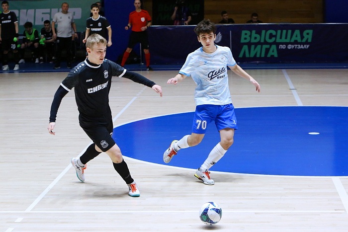Высшая лига. "Восток". "Тюмень-дубль" - "Факел-ЮКИОР"