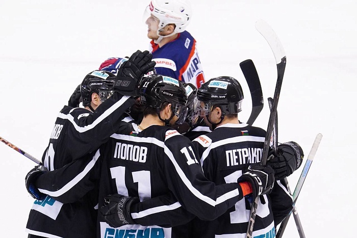 Денис Давыдов забросил 200 шайб и «Рубин» победил