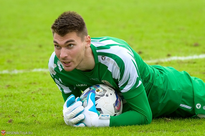 Экс-голкипер футбольной "Тюмени" Егор Любаков сыграл в Кубке России