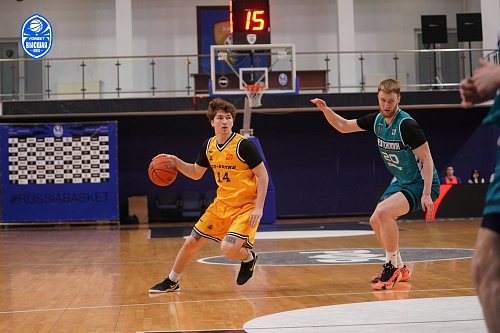 Баскетболисты тобольского «Нефтехимика» потерпели поражение в Подмосковье