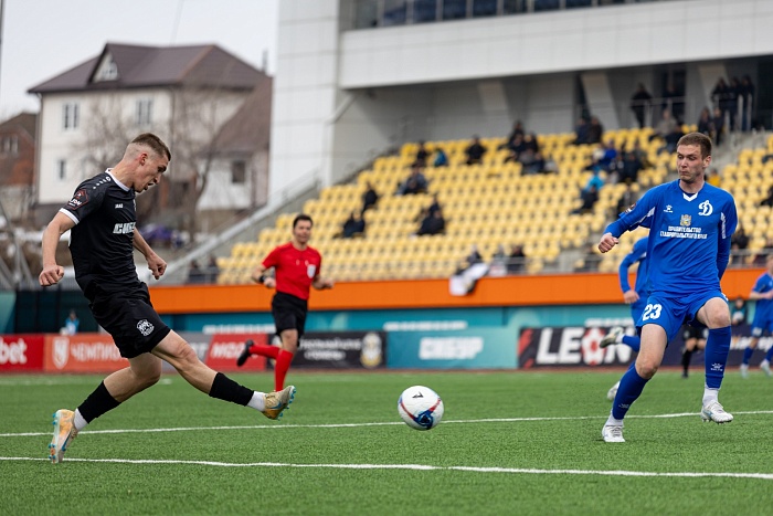 LEON Вторая лига "А".  "Тюмень" - "Динамо" (Ставрополь)