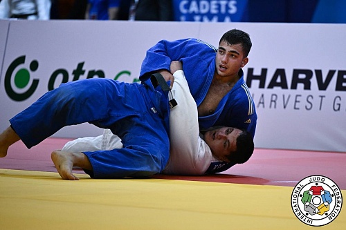 Рустем Кадзаев отправится на первенство мира по дзюдо