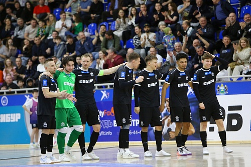 Обзор потрясного по накалу матча футзальной Суперлиги:"Тюмень" - "Газпром-Югра"- 5:5(пенальти - 4:3)