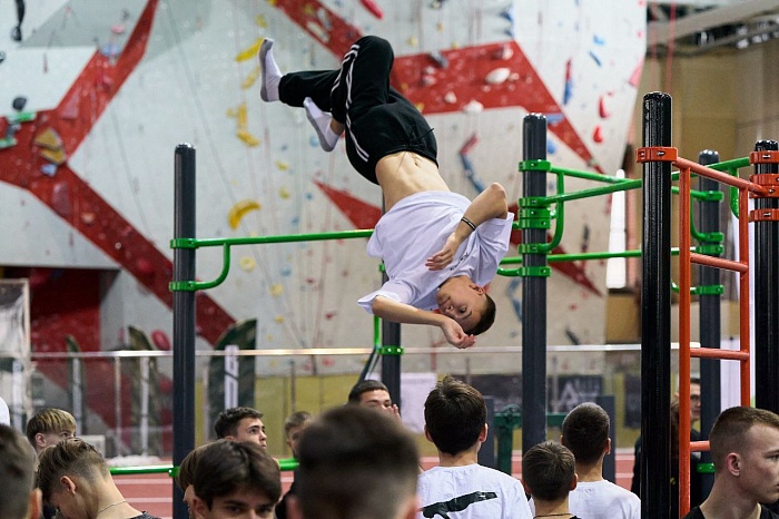 В Тюмени завершился Кубок России по стритлифтингу ISF-2025