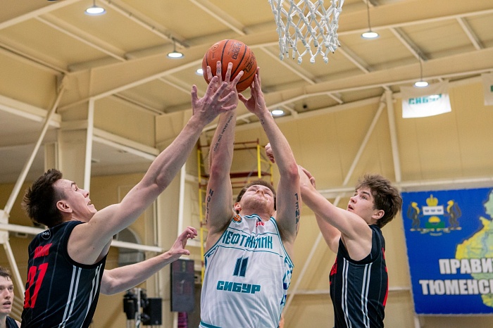Тобольский БК «Нефтехимик» одержал победу в Брянске