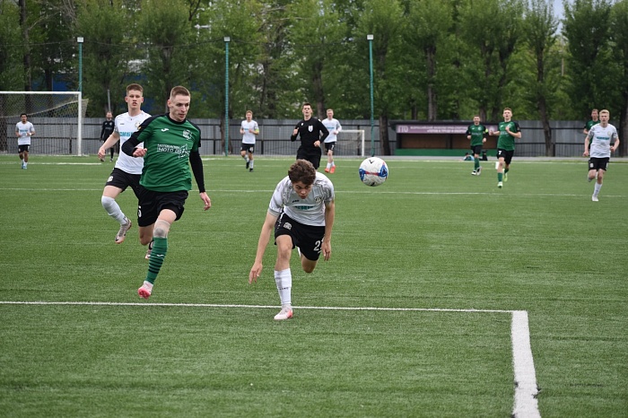 Тюменцы дома сыграют с «Курганом», а тоболяки проведут матч в Перми