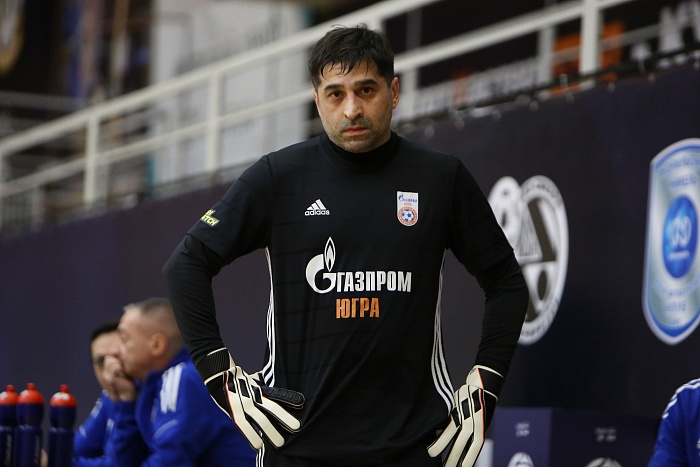 Опытнейший вратарь «Газпром-Югры» Звиад Купатадзе
