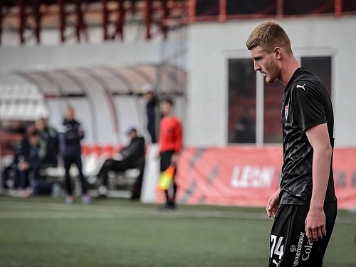 Артем Аношин подписал контракт с футбольным клубом "Тюмень"