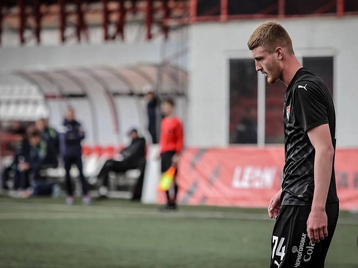 Артем Аношин подписал контракт с футбольным клубом "Тюмень"