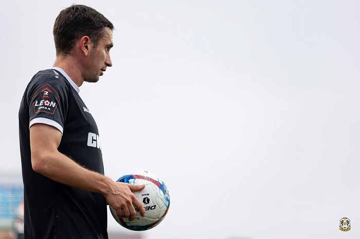 Футбольная "Тюмень" завершает подготовку к возобновлению сезона второй лиги