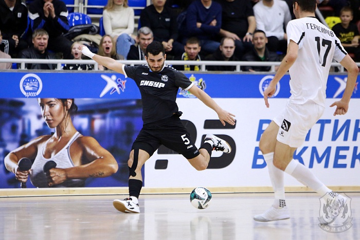 Игроку «Тюмени» Гиорги Гавтадзе не повезло в матче с латышами