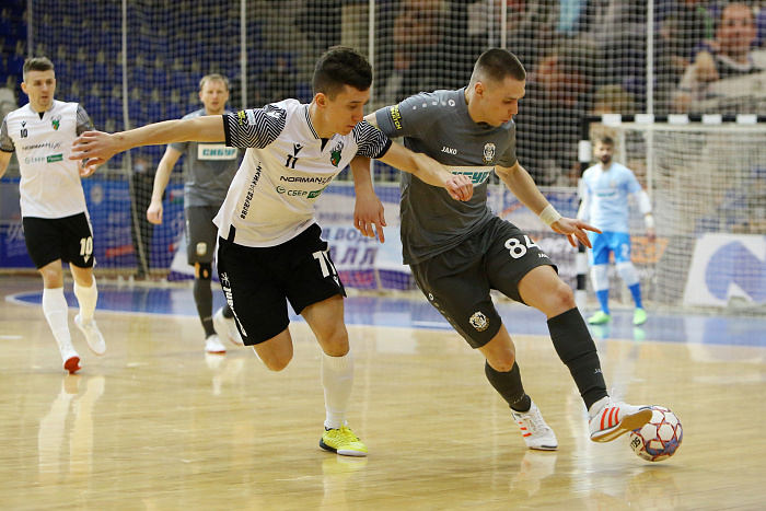 Александр Сурин и Максим Емельянов