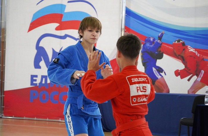 В Нижней Тавде состоялось первенство Тюменской области по самбо памяти Героя России Жумабая Раизова