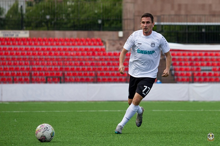 Медведеву бы у «Тюмени» поучиться…