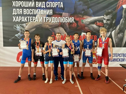 Голышмановские борцы завоевали медали в Челябинске