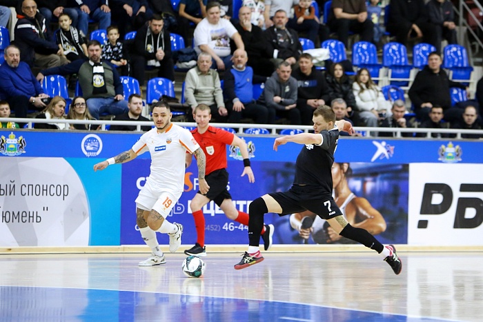 БЕТСИТИ Суперлига. "Тюмень" - "Кристалл". 14 тур. 2 матч