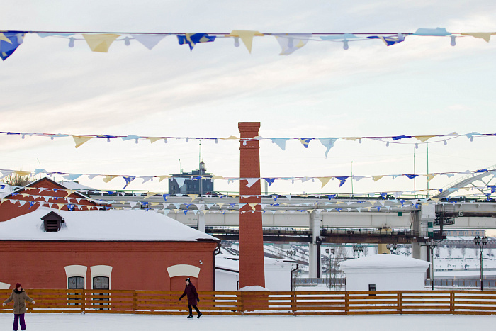 Сравниваем самые большие ледовые катки в Тюмени: у Моста влюблённых, у «Конторы пароходства», у рынка «Михайловский», в экопарке «Затюменский»