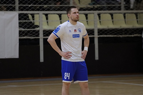 Гол экс-тюменца Максима Емельянова помог «Ухте» одолеть кемеровский «Кузбасс»