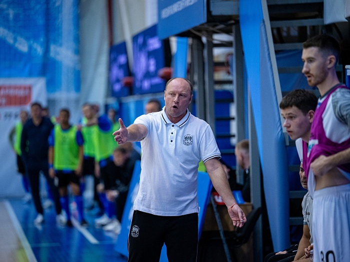 Главный тренер футзального клуба «Тюмень» Денис Абышев: «Силы небезграничны»