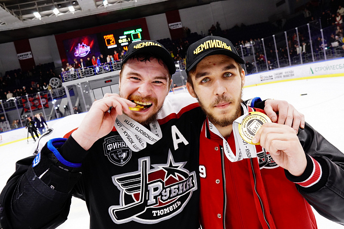 Денис Давыдов: «На жену и машину не жалуются - сами выбирали»