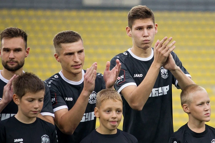 LEON Вторая лига "А". ФК "Тюмень" vs ФК "Ленинградец" (1:0)