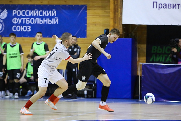 Высшая лига. "Восток". "Тюмень-дубль" - "Южный Урал"