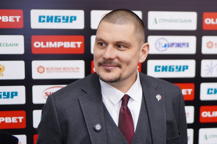 Наставник хоккейного «Рубина» Александр Осипов: «Мы, тренеры, для того и нужны, чтобы помогать игрокам»