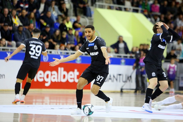 Начало матча футзальной "Тюмени" и "Газпрома-Югры" в 10 туре БЕТСИТИ Суперлиги перенесено