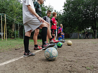 Краснодонские футболисты на тренировке