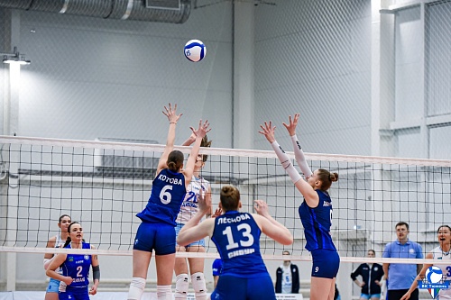 Волейболистки «Тюмени» уступили команде из Владивостока