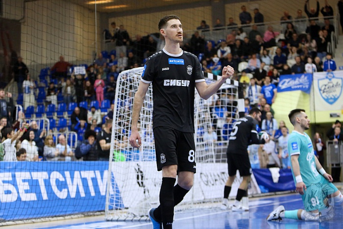 Футзальный клуб «Тюмень» взял реванш у сургутян