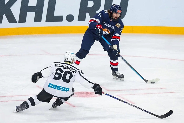 Хоккейный клуб «Тюменский Легион» крупно проиграл в Магнитогорске