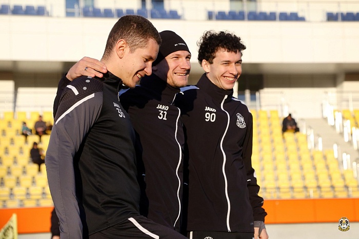 Главный тренер футбольного клуба "Тюмень" Игорь Меньщиков: "Осенью нам не хватало взаимопонимания"