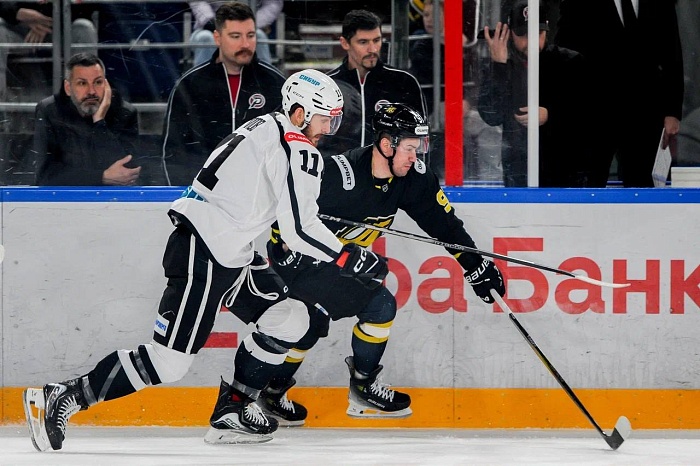 Хоккейный «Рубин» проиграл в Пензе