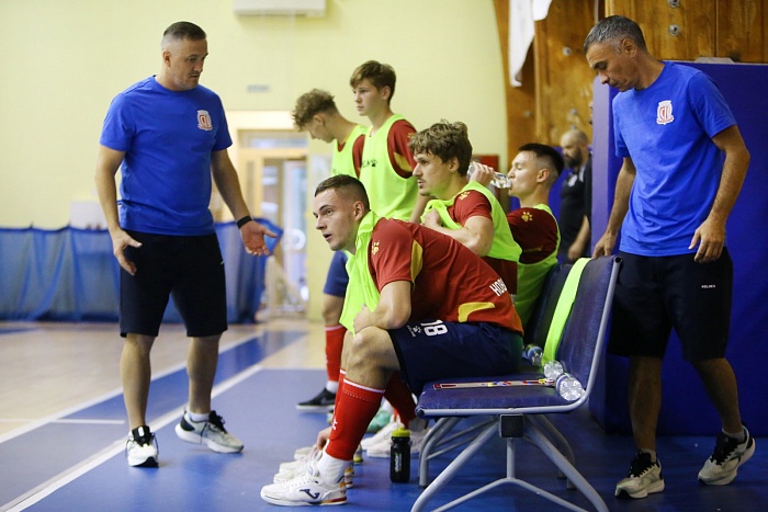 Турнир на призы Тюменской области. "Тюмень" - "Сибиряк"