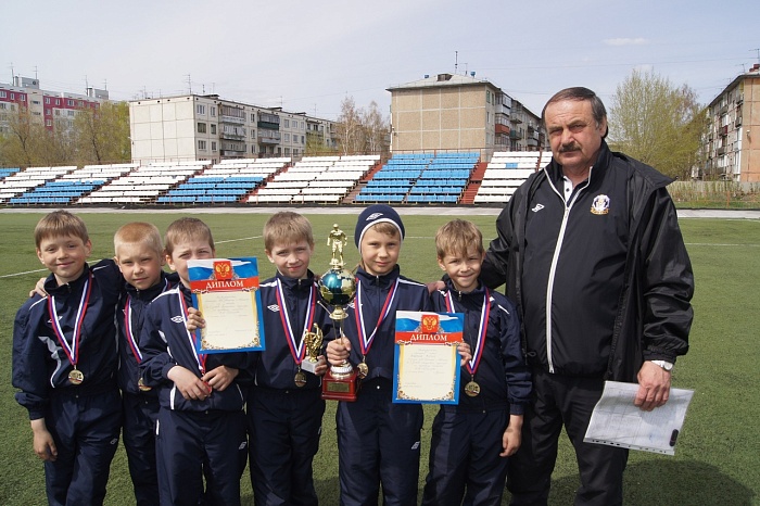 Известный футбольный тренер Виктор Княжев отмечает славный юбилей