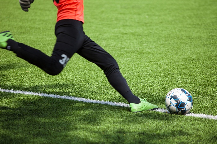 Футболисты «Сибинтела» крупно уступили банкирам