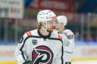 Нападающий хоккейного клуба «Рубин» Кирилл Кошурников: «Звание знатока надо заслужить»
