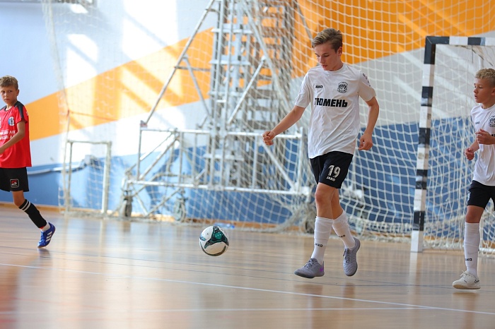 Юные тюменцы одолели команду из Югорска