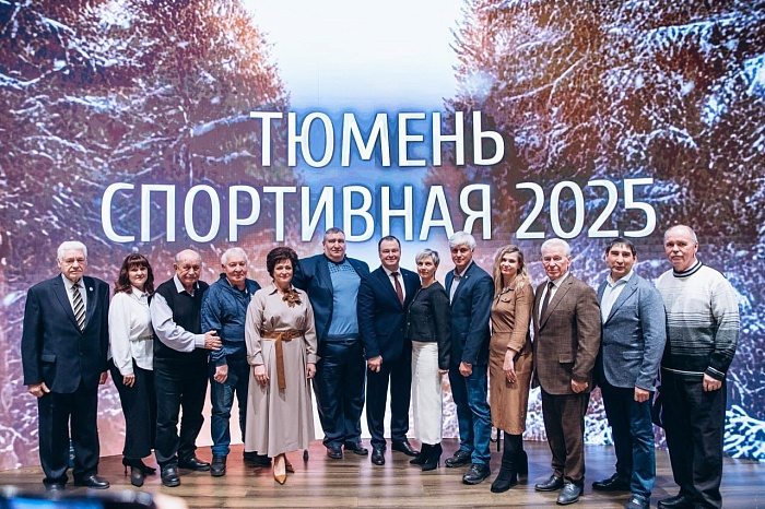 Триумфаторы «Тюмени спортивной» получили в награду символ Победы!