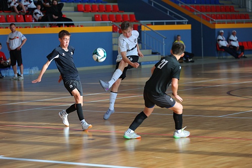 Юные тюменцы разгромили команду из Глазова