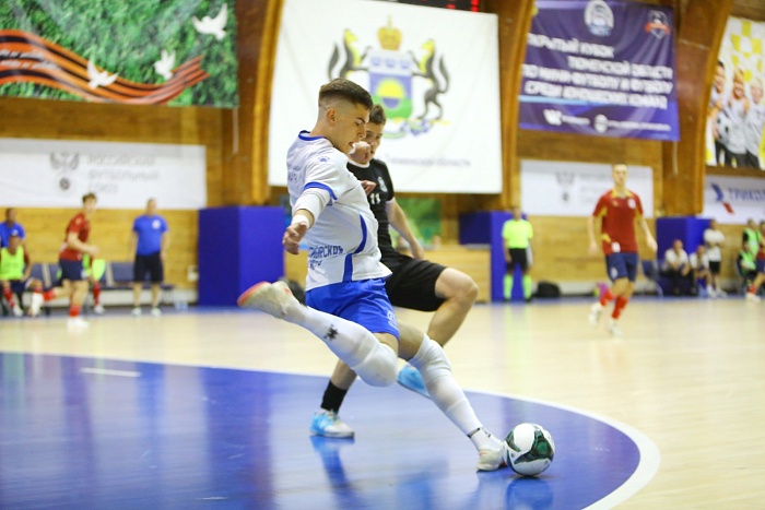 Турнир на призы Тюменской области. "Тюмень" - "Сибиряк"