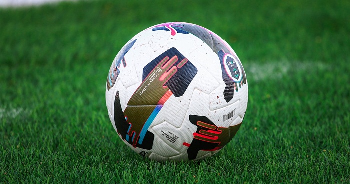 Банкиры и ТДСК забили дюжину мячей на двоих