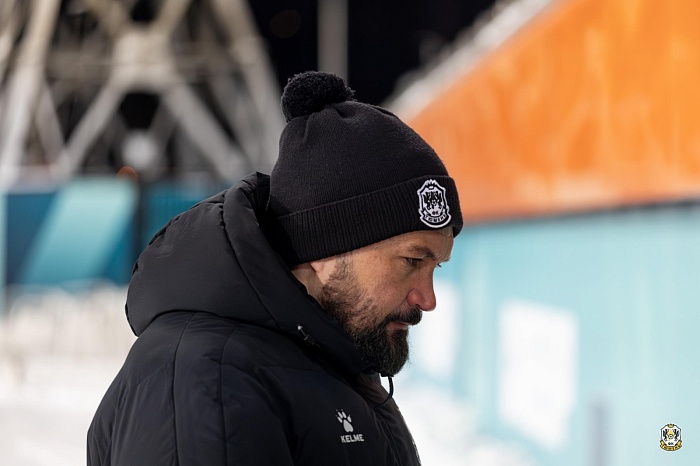 Главный тренер футбольной "Тюмени" Тимур Касимов: «Если не смотреть на счёт, на мой взгляд, играли неплохо»