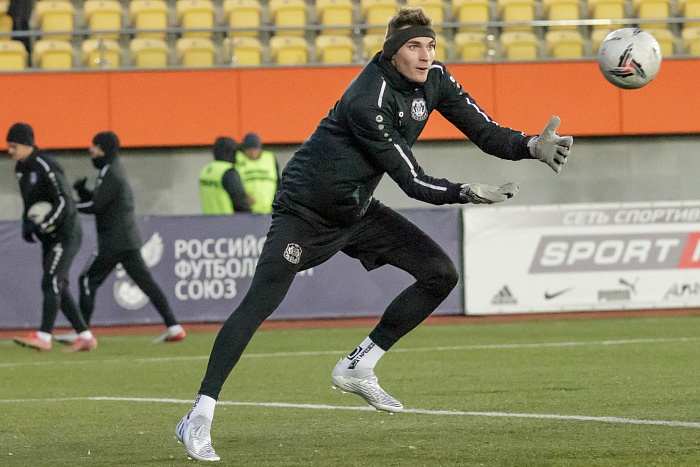 Вратарь футбольного клуба «Тюмень» Егор Любаков: «Непросто было победить чемоданное настроение, но нам удалось»