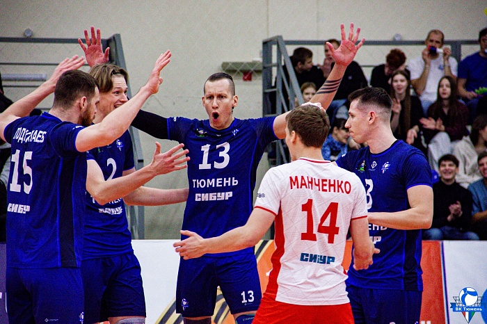 Волейболисты «Тюмени» на выезде сыграют с лидером