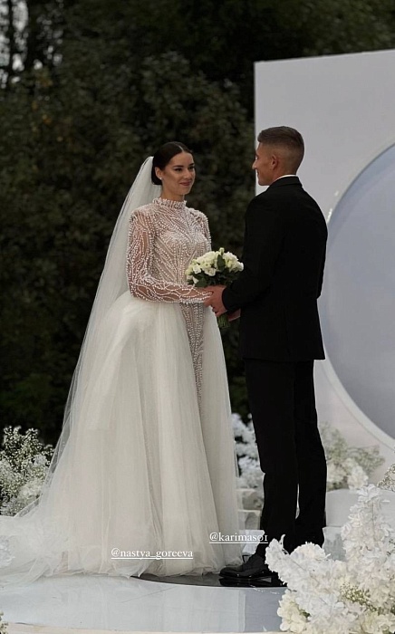 «Свадьба пела и плясала»: как выходили замуж Гореева, Шнейдер и Непряева, и женились Колотов, Червоткин и Емерхонов