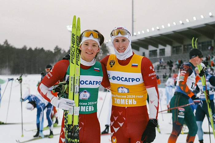 Сумасшедший финиш тюменского масс-старта: Савелий Коростелёв обошёл Александра Большунова на считанные сантиметры