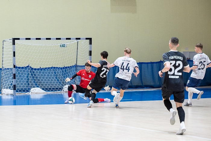 Высшая лига. "Восток". "Тюмень-дубль"- "Норильский никель-2". 7 тур